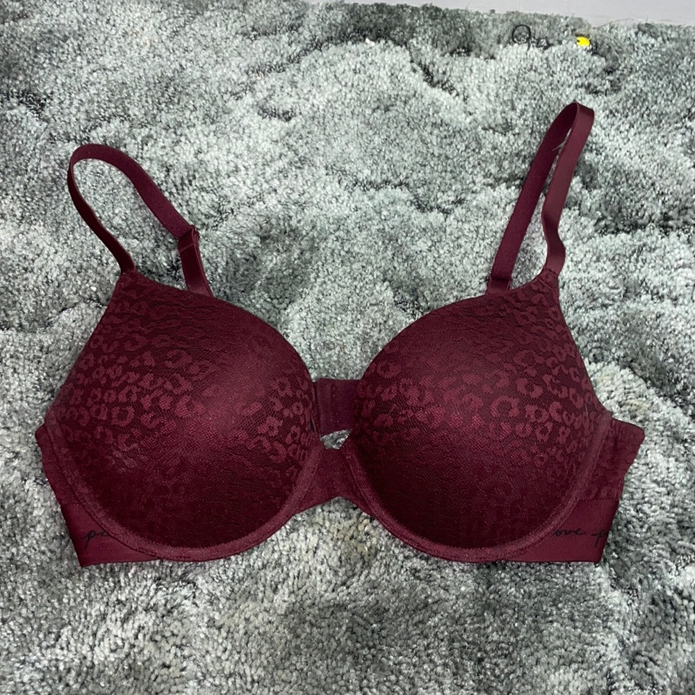 Victoria’s Secret PINK bra